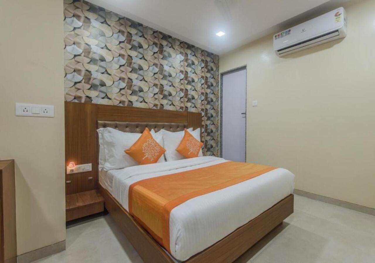 Hotel Arton Regency Near Terminal 2 Airport Bombay Extérieur photo
