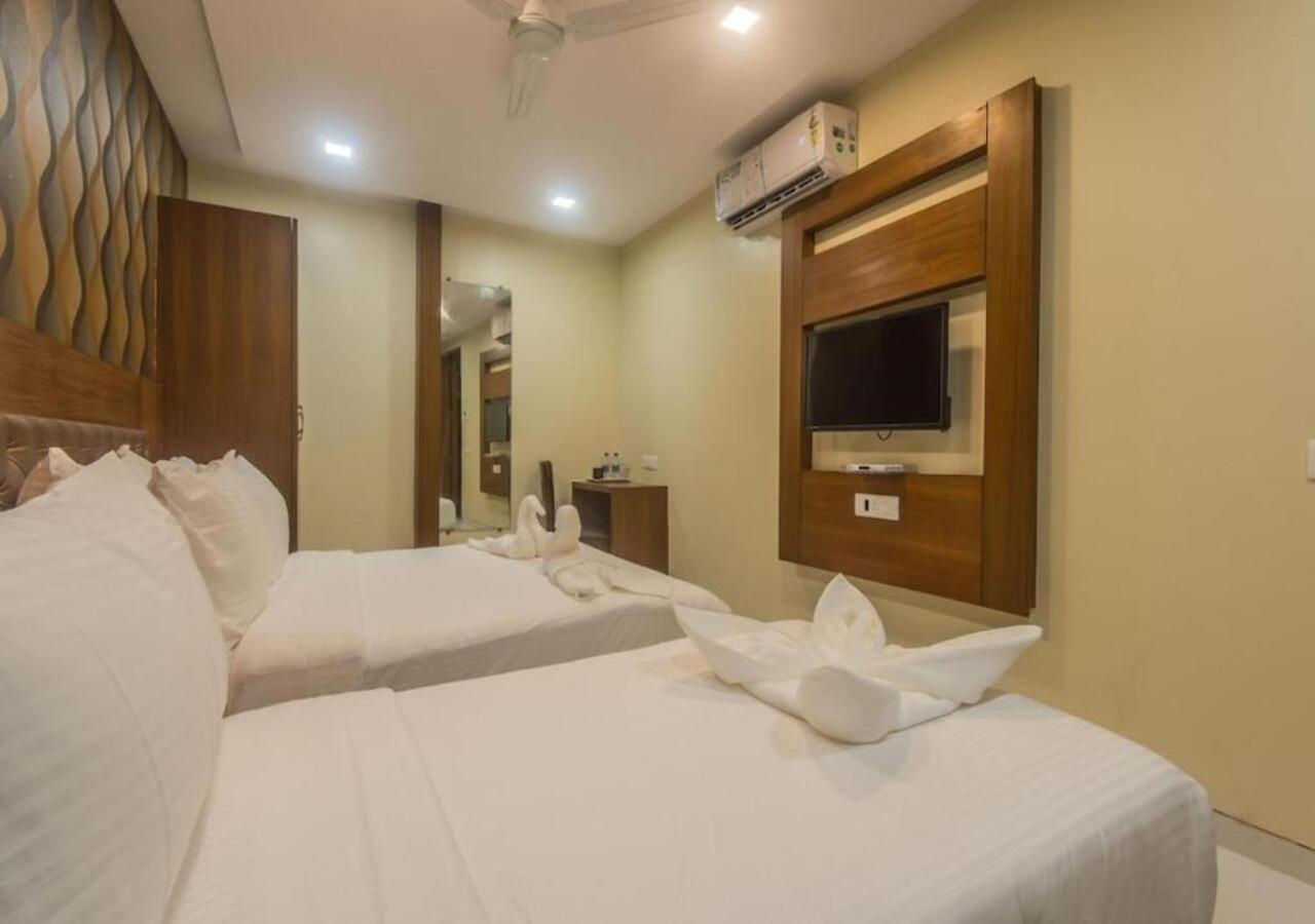 Hotel Arton Regency Near Terminal 2 Airport Bombay Extérieur photo